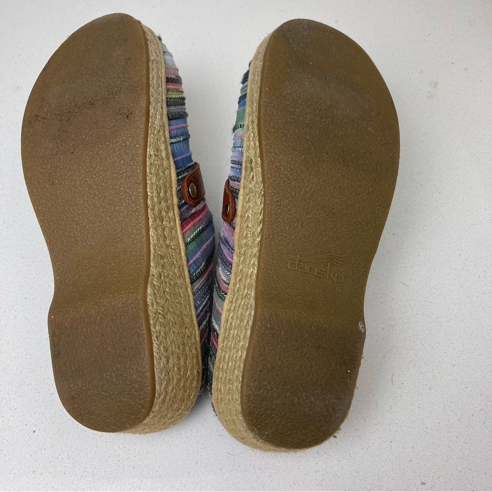 Dansko colorful clogs EU 38 US 7.5-8 - Picture 6 of 8